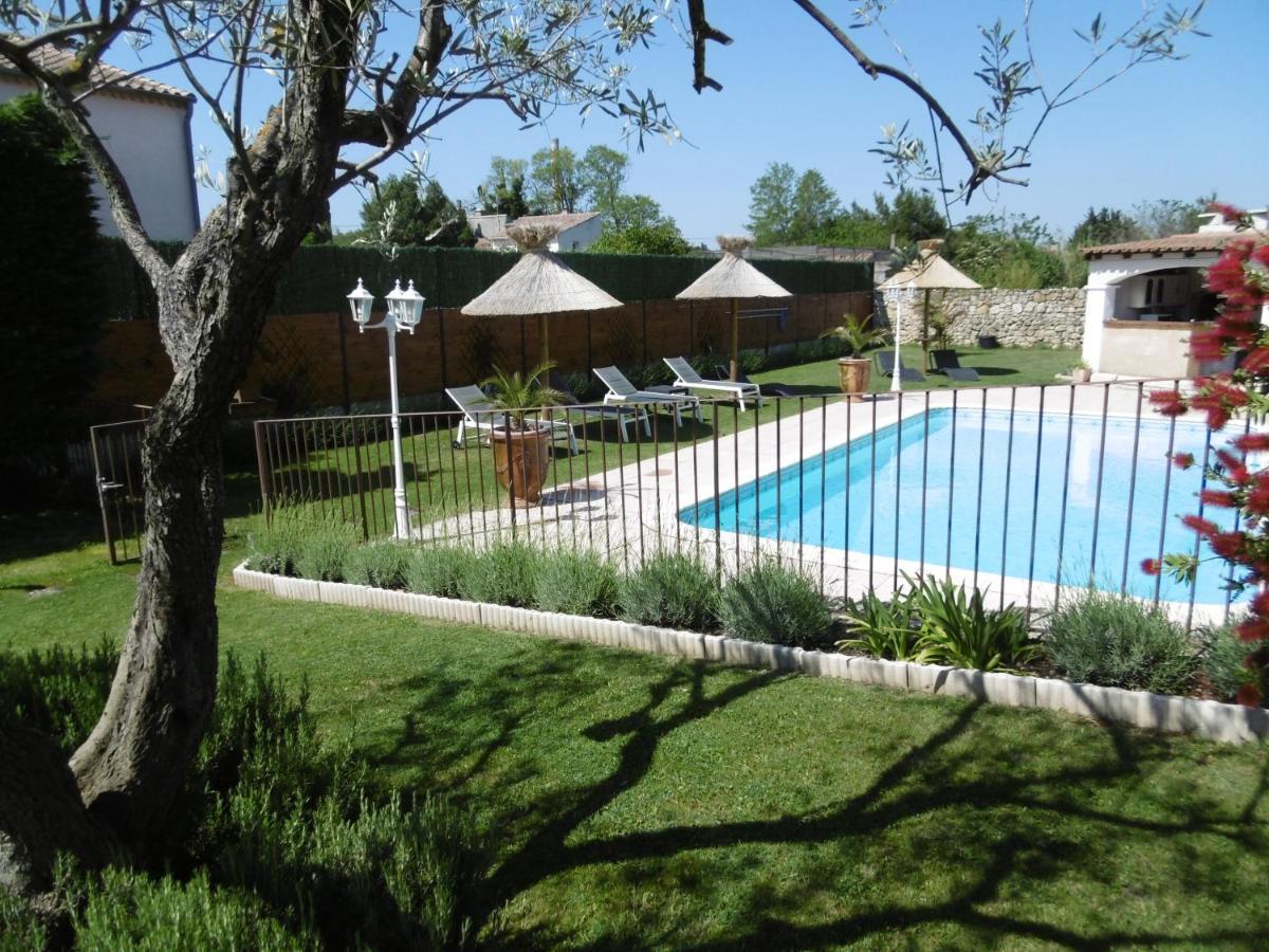 Les Chambres D'Hotes D'Eloise, Piscine Privee Aramon 외부 사진